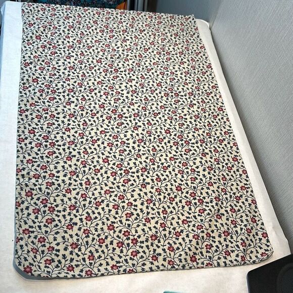 Vtg Handmade Pillowcases Pair Set 2 Standard Size Floral Country Living Prairie - Picture 5 of 7